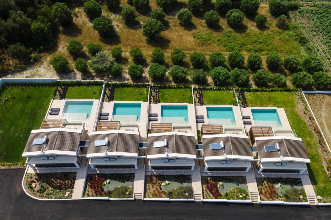 Five Senses Of Luxury Villa Kalandra ภายนอก รูปภาพ