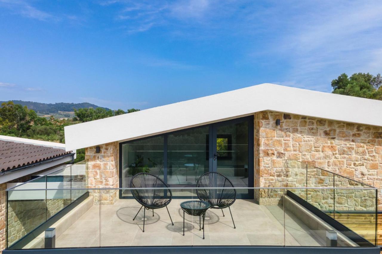 Five Senses Of Luxury Villa Kalandra ภายนอก รูปภาพ